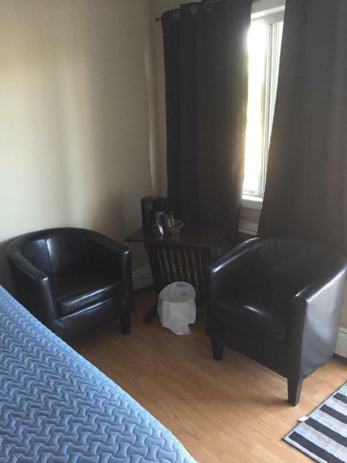 Kacee'S Northern Suites Fort Nelson Buitenkant foto